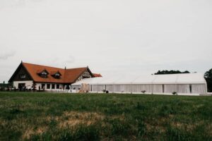 Odkryj magiczny świat poezji w recytacji "Dwa wiatry"