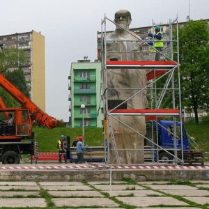 Podróż w głąb duchowości: tomik wierszy L. Staffa o tematyce religijnej