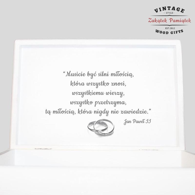 Tradycyjne i nowoczesne zaproszenia ślubne