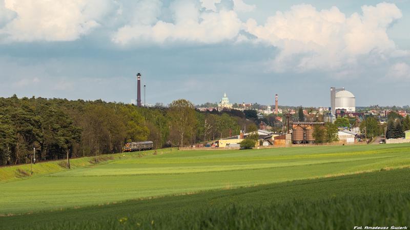 Przemiany w kulturze: Jak motyw agrarny kształtuje nasze spojrzenie na wieś