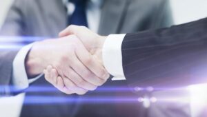 Odkryj piekielnie dobrą książkę o sprzedaży, którą musisz mieć w swojej bibliotece!